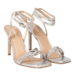 Pinko Metallic Silver Crystal Knot Anabia
Strappy Heels Sandals